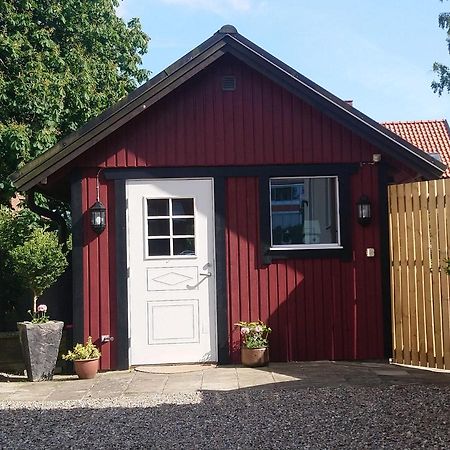 Gaeststuga I Centrala Ystad Esterno foto